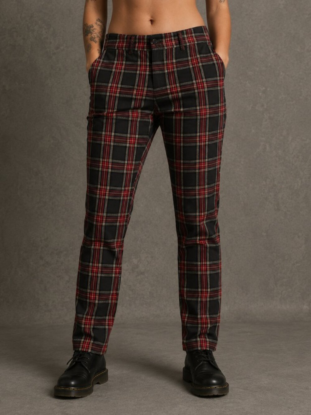 Worth New York Pants Womens 6 Red Plaid Slim Ankle Twill Stretch Made USA